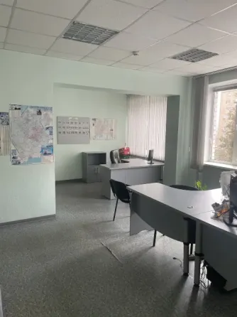 Сдам офисные помещения с мебелью и техникой, конферензалом, Маакеевка, ул.Успенского. Макеевка