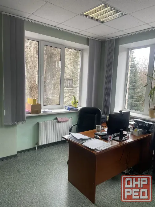 Сдам офисные помещения с мебелью и техникой, конферензалом, Маакеевка, ул.Успенского. Макеевка - изображение 8