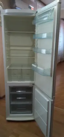 Холодильник Электролюкс условно рабочий Донецк