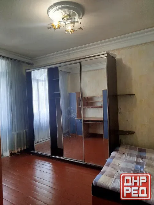 Продам 2х комнатную в центре, улица Московская Макеевка - изображение 5