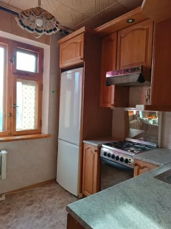 сдам 2 комнатную квартиру в ворошиловском районе Донецк