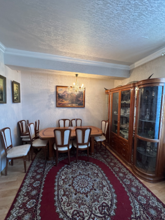 Продам двухуровневую квартиру в центре Макеевки Макеевка