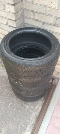 Продам шины 215/50/R17 sanny Енакиево