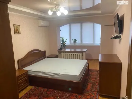Сдаётся 3-комнатную квартиру Донецк