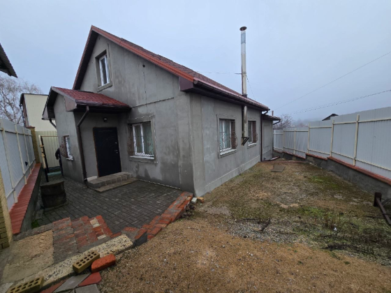 Продается уютный жилой дом в Мариуполе на улице Парковая в Жовтневом районе Мариуполь