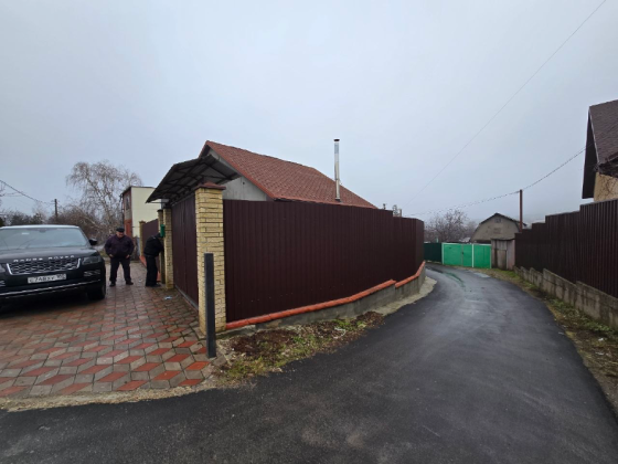 Продается уютный жилой дом в Мариуполе на улице Парковая в Жовтневом районе Мариуполь