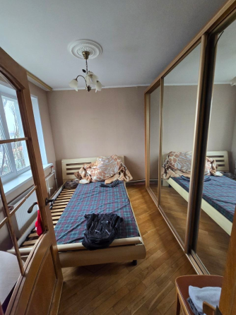Продается 3-комнатная квартира в Мариуполе По ул. Зелинского Мариуполь