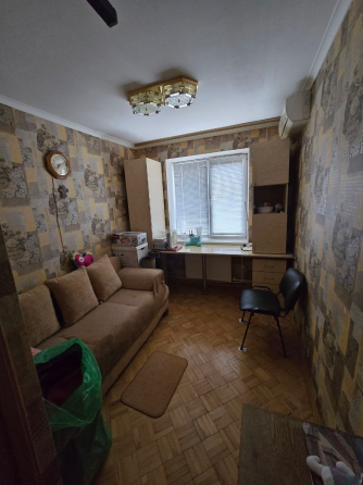 Продается 3-комнатная квартира в Мариуполе По ул. Зелинского Мариуполь