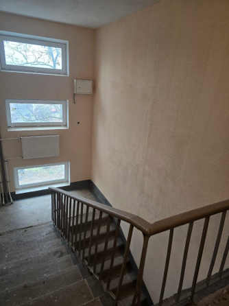 Продается 3-комнатная квартира в Мариуполе По ул. Зелинского Мариуполь
