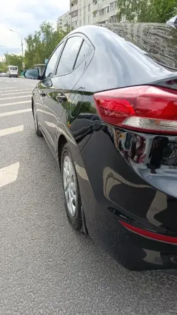Hyundai Elantra 2017 Донецк