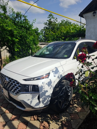 Электрический Hyundai Santa Fe Plug-In Hybrid Limited 2022 Макеевка