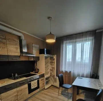 Сдаю однокомнатную квартиру 38.0 м² этаж 7, город Донецк, Калининский район, Улица Разенкова Донецк
