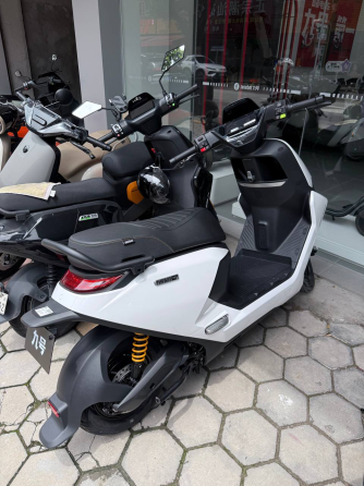 Новый Электроскутер Ninebot M1 100 Донецк