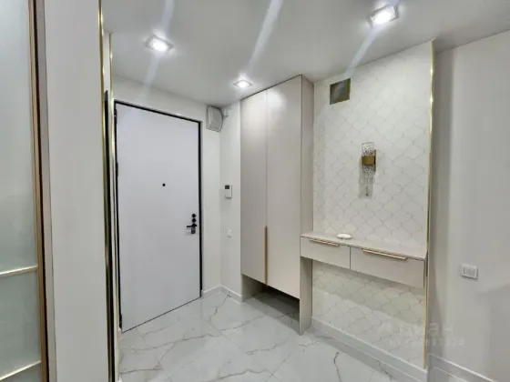 Сдаётся 1-комнатная квартира 41м² в Буденновском районе Донецк