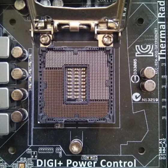 Asus Gryphon Z87 Socket 1150 - Обмен на 120шт нерабочих модулей оперативной памяти, видеокарт и др. Донецк