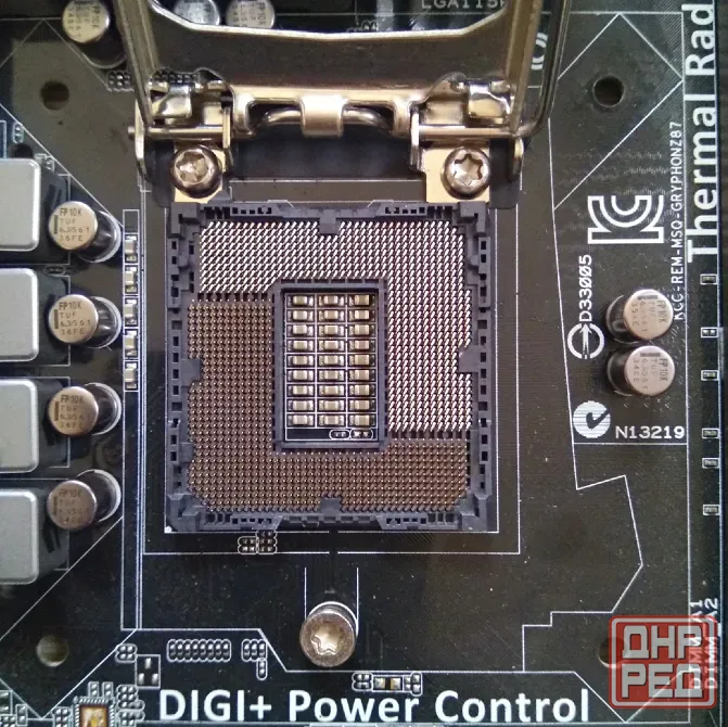 Asus Gryphon Z87 Socket 1150 - Обмен на 120шт нерабочих модулей оперативной памяти, видеокарт и др. Донецк - изображение 3
