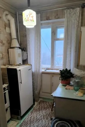 Продам 1к.кв. Ворошиловский р-н. Ориентир ост.Проспект Богдана Хмельницкого. ул.Щорса. Донецк