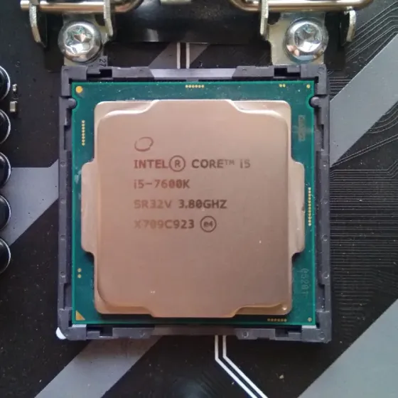 Intel Core i5-7600K 3.8 GHz Socket 1151 - обмен на 120шт нерабочей-ненужной оперативной памяти озу Донецк