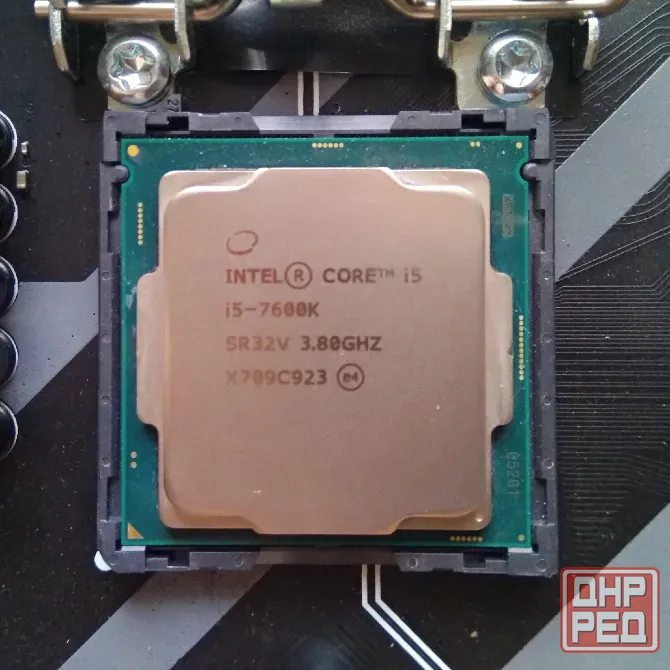 Intel Core i5-7600K 3.8 GHz Socket 1151 - обмен на 120шт нерабочей-ненужной оперативной памяти озу Донецк - изображение 1