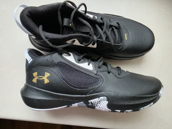 Кроссовки Under Armour Донецк