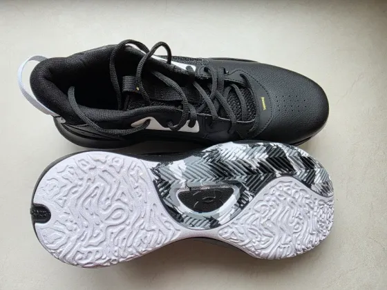 Кроссовки Under Armour Донецк