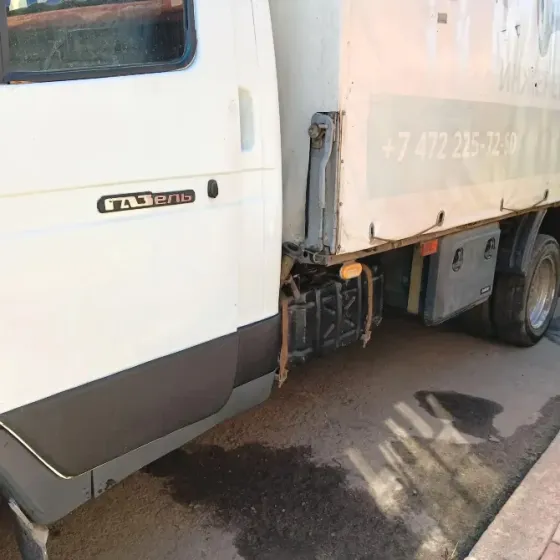 Продам Газель 3302 2003г. 2.3 обьем,98л.с. Свердловск