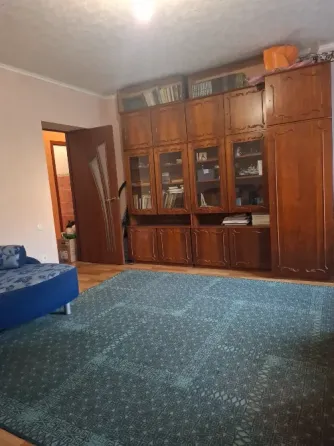 Продам 2 км.кв с автономным отоплением Донецк