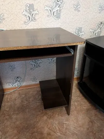 Продам стол компьютерный Донецк