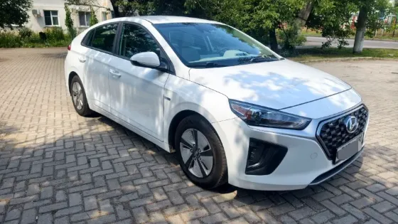 Hyundai ioniq 2020 год, 1.6 Гибрид Донецк