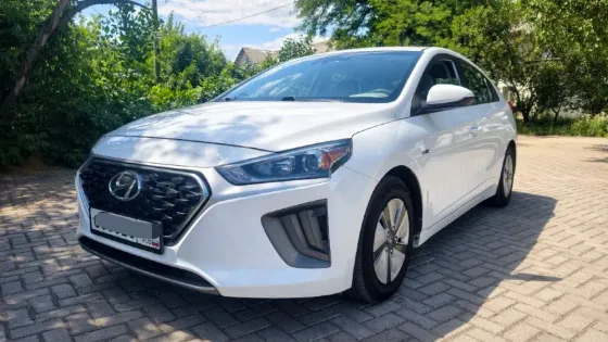 Hyundai ioniq 2020 год, 1.6 Гибрид Донецк