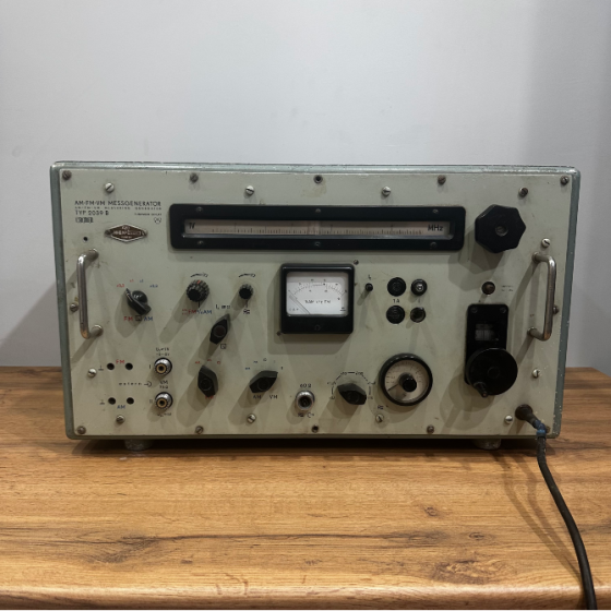 Измерительный генератор RFT Messgenerator 1964г Донецк