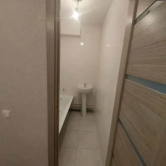 Продам 1ком.кв.- большая площадь, кухня 9м2 Мариуполь