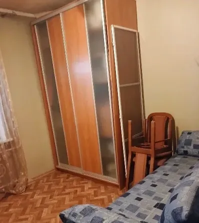 Продам 4к.кв. Ворошиловский р-н. Ориентир Набережная. пр.Дзержинского. Донецк