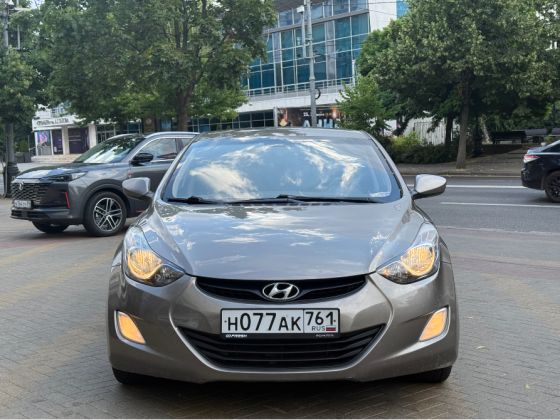 Hyundai Elantra 2012 1.6 Донецк