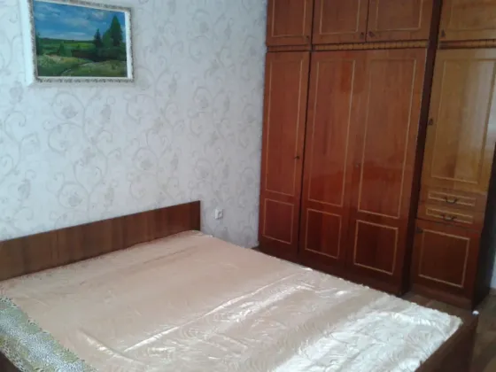 сдам 2х к. квар. в киевском р-не, пр. партизанский, хорошая, есть все. Донецк