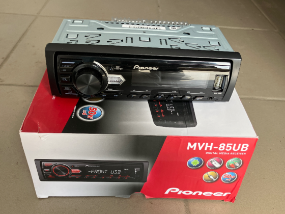 Продам автомагнитолу pioneer 85ub Донецк