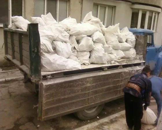 Вывоз мусора, хлама и старой мебели.Демонтаж , Грузчики ! Камаз , Зил , Газельазель Донецк