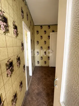 Продается трехкомнатная квартира в Приморском районе Мариуполь