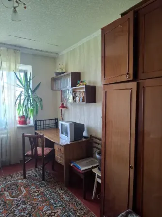 Продам квартиру с тремя раздельными комнатами Донецк