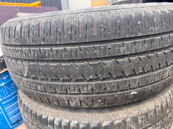 Продам шины Bridgestone 275/55/20 Донецк