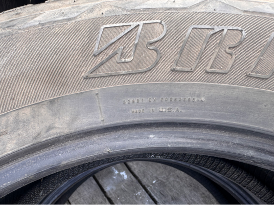 Продам шины Bridgestone 275/55/20 Донецк