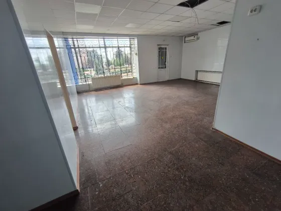 Аренда помещения 80 м.кв в центре г.Енакиево Енакиево