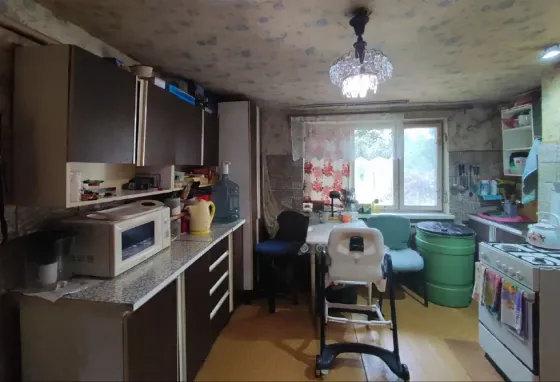 Продам жилой дом в Ленинском р-не Донецка, дк 21 съезда. Земля приватизирована. Донецк