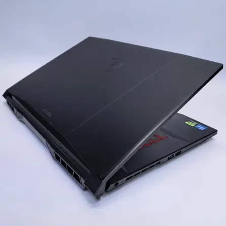 17,3" MSI Katana 17 B13UCR i5-13420H 4,6GHz/RTX 3050/1Тб Донецк