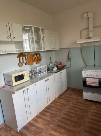 Продам 1-но комнатную крупногабаритную квартиру Донецк