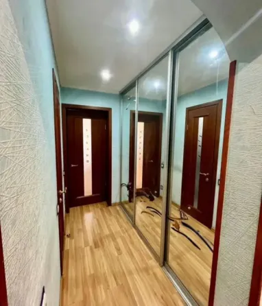 Продается 3-х комн. кв-ра г.Донецк, ул. Молодёжная Донецк