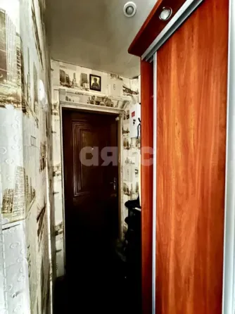 Продаётся трехкомнатная квартира с мебелью в Ильичевском районе Мариуполь