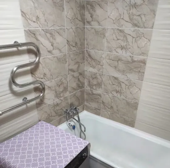 Сдаётся двухкомнатная квартира в будённовском районе площадью 56м Донецк