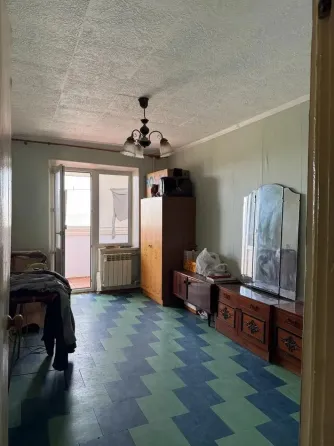 Продается 4 ком , кв-ра в Кировском р-не г. Донецка район. Текстильщик. Ул. Николая Островского. Донецк