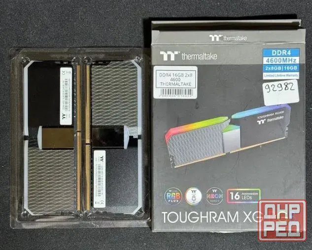 DDR4 16GB 4600MHz Thermaltake - R016D408GX2-4600C19A - TOUGHRAM XG RGB Memory DDR4 4600MHz 8GB x 2 Донецк - изображение 1